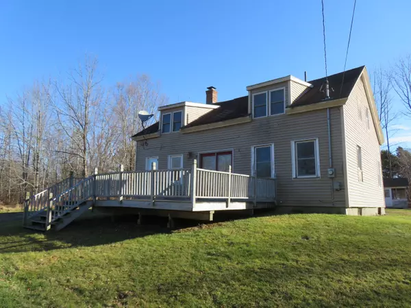 334 Betts RD, Orrington, ME 04474