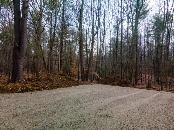 Kittery, ME 03904,10 Wildwood LN