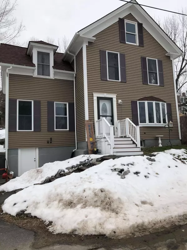 29 Hemlock ST, Sabattus, ME 04280