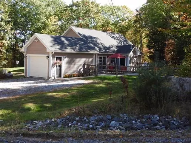 Naples, ME 04055,97 Taylor LN