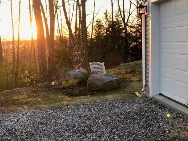 Naples, ME 04055,97 Taylor LN