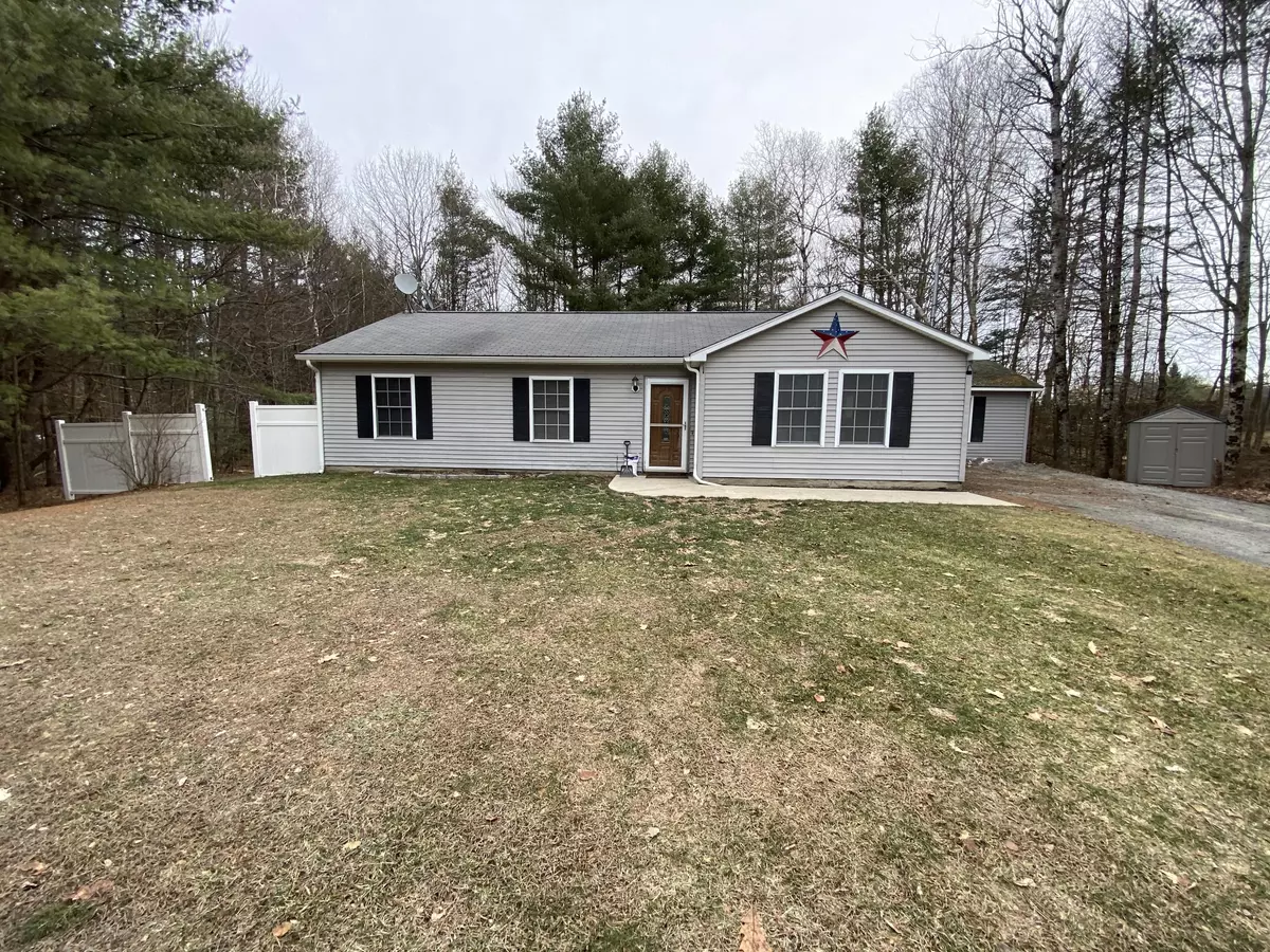 Vassalboro, ME 04989,29 Evans RD