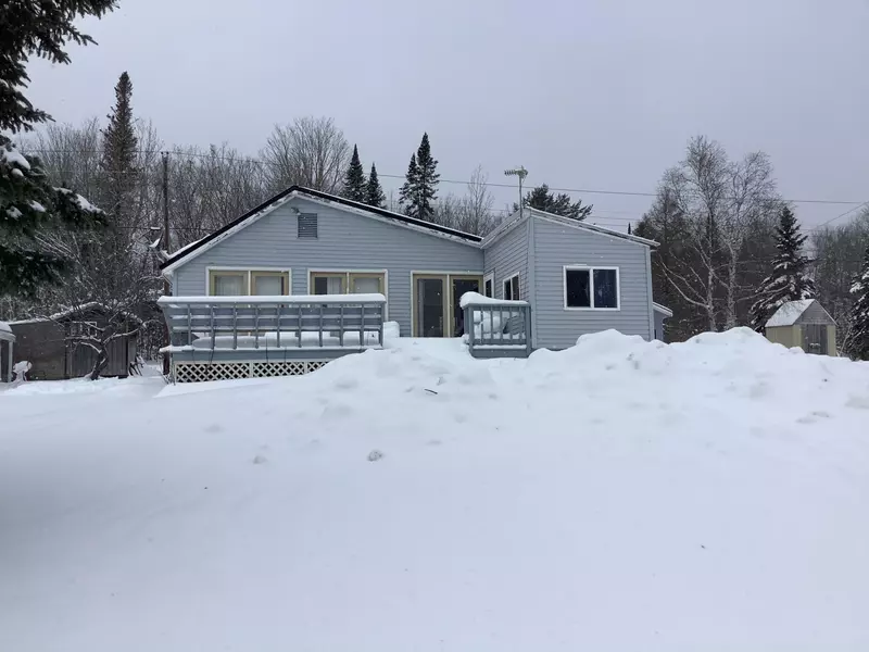 879 Scopan RD, T11 R4 Wels, ME 04757