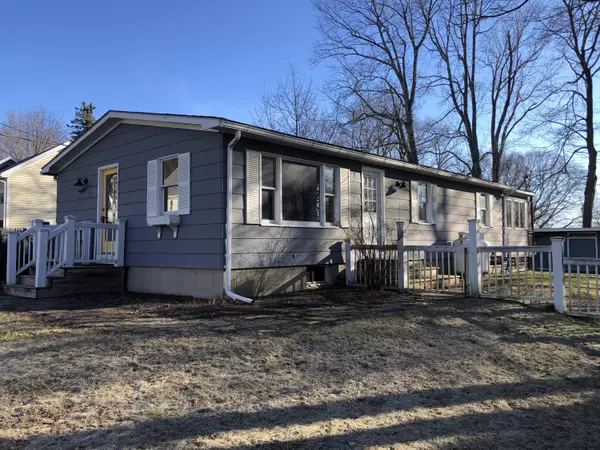 22 Spring ST, Camden, ME 04843