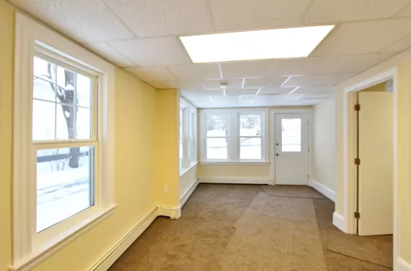 Bangor, ME 04401,337 Lincoln ST