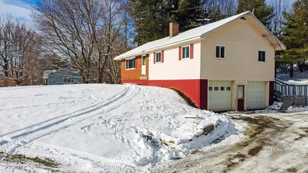 West Gardiner, ME 04345,121 Old Lewiston RD