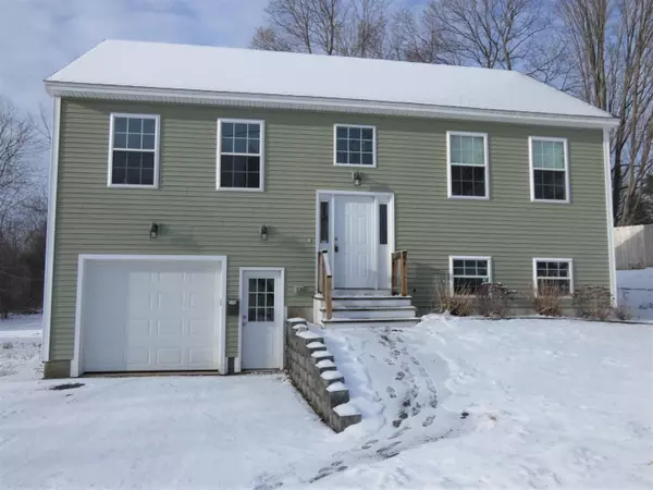 Westbrook, ME 04092,84 Longley RD