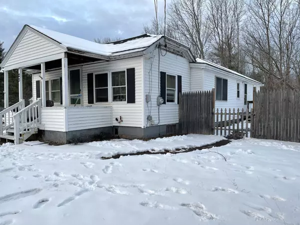 Lisbon, ME 04252,23 Davis ST