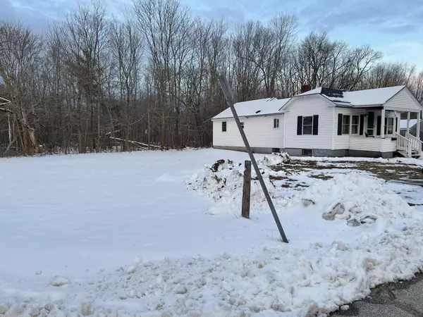 Lisbon, ME 04252,23 Davis ST