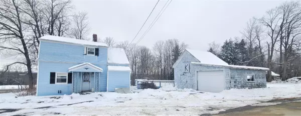 6 North Gage RD, Oakland, ME 04963