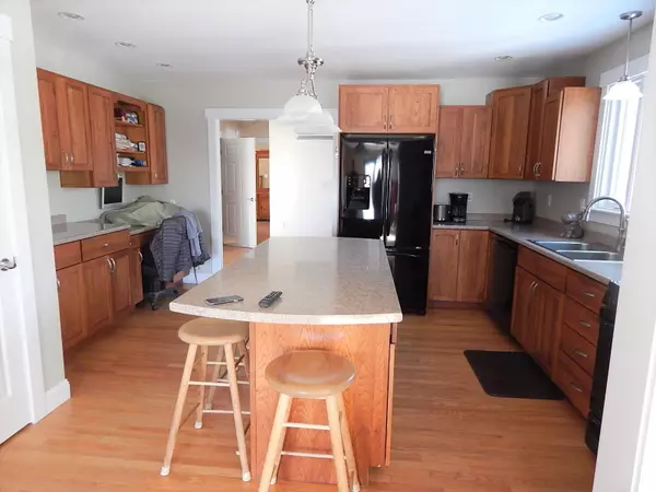 Monmouth, ME 04259,48 Academy RD