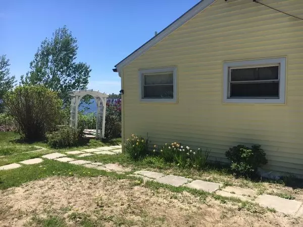 Sabattus, ME 04280,25 Railroad DR