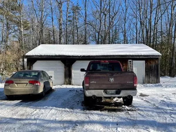 Hermon, ME 04401,341 Kelley RD