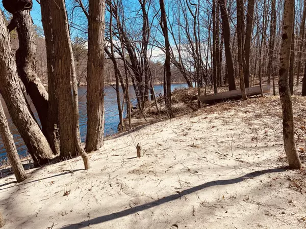 Rumford, ME 04276,NE/S Route 108 Route SE