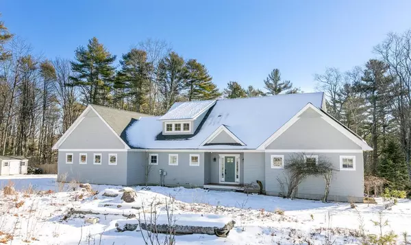 45 Sherwood DR, Freeport, ME 04032