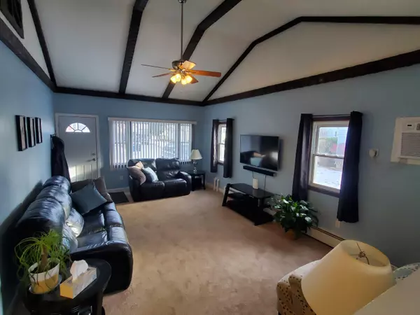 Lewiston, ME 04240,61 Harold ST