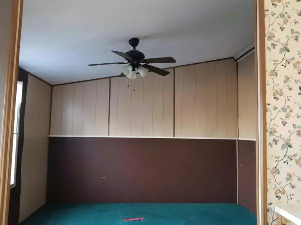 Sedgwick, ME 04676,118 Pertville RD