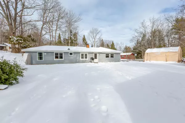 Lisbon, ME 04252,19 Spear ST