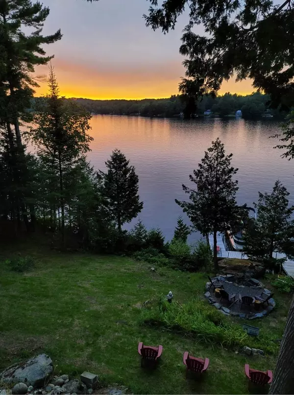 Sidney, ME 04330,17 Daisy LN