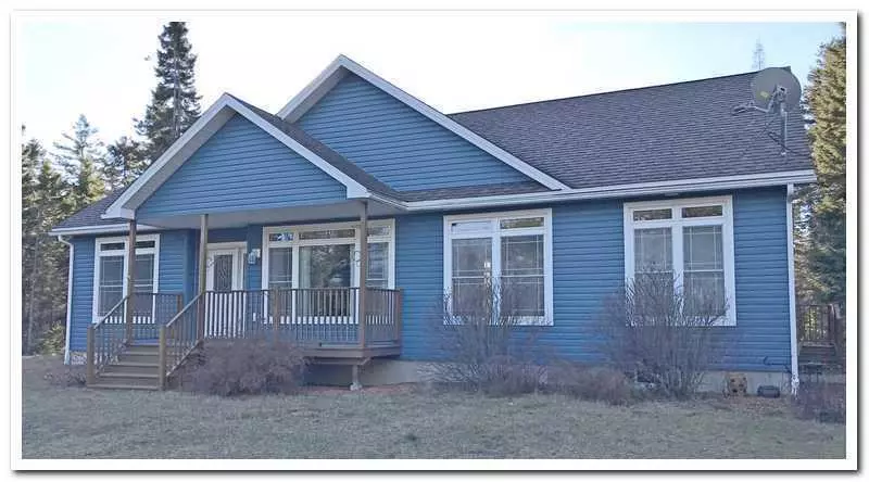 Gouldsboro, ME 04607,182 Paul Bunyan Road