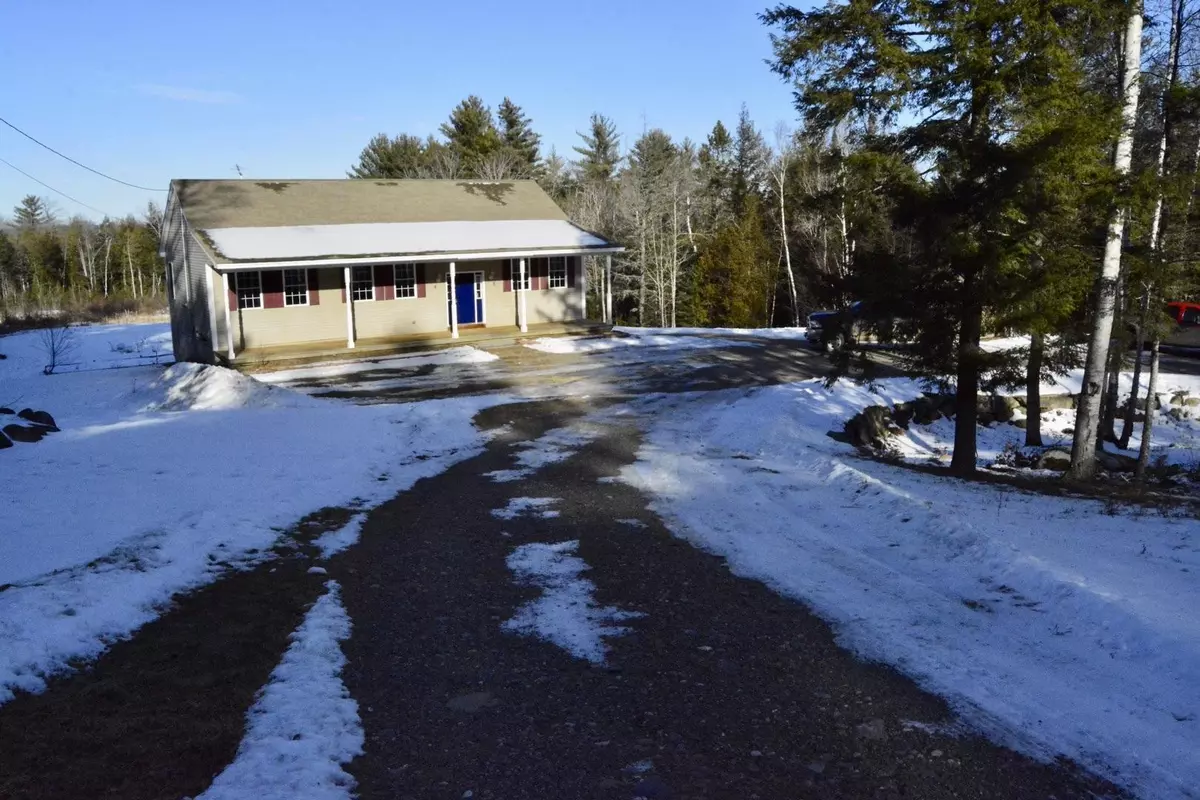 Milford, ME 04461,808 County RD