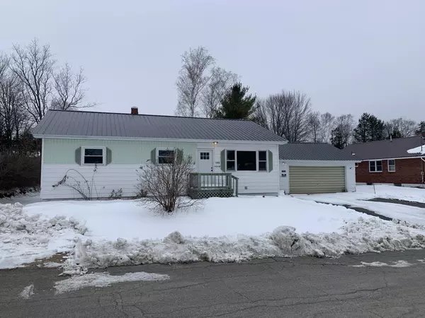 106 Michigan ST, Millinocket, ME 04462