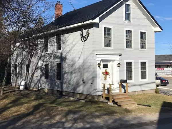 Machias, ME 04654,23 Court ST