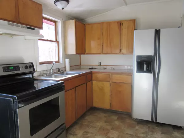 Bucksport, ME 04416,16 Ridge RD