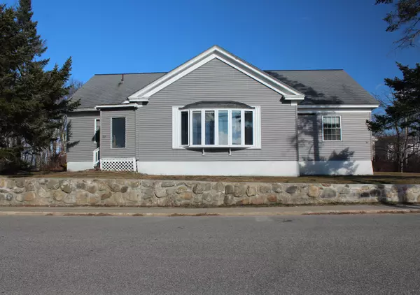 16 Walnut ST, Old Orchard Beach, ME 04064