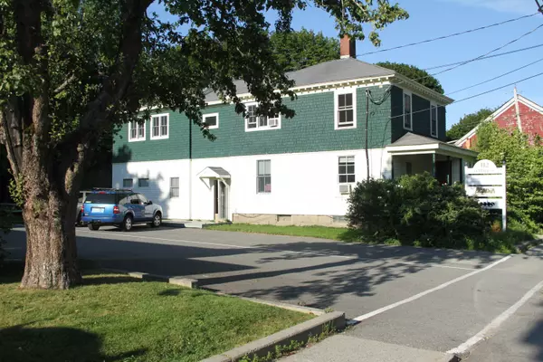 112 Cottage ST, Bar Harbor, ME 04609