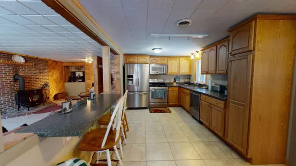 Litchfield, ME 04350,90 Whippoorwill RD