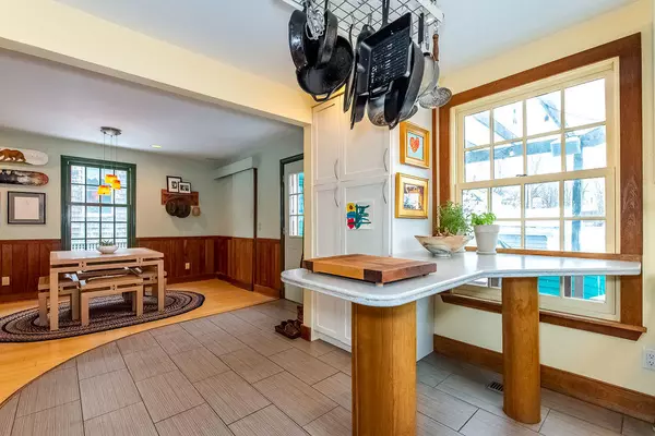 Kittery, ME 03904,17 Commercial ST