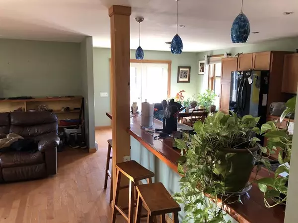 North Haven, ME 04853,612 S Shore RD