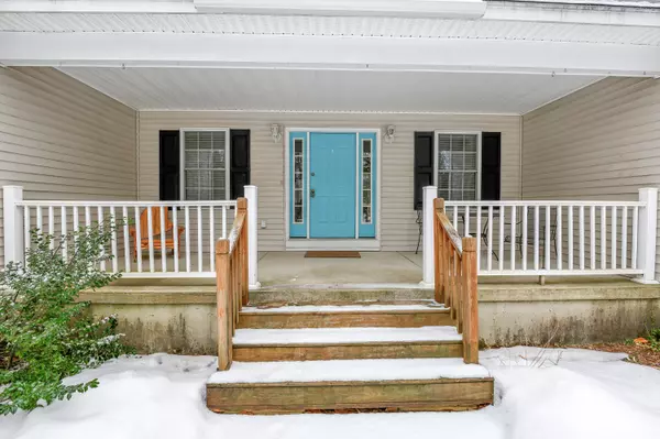 Hermon, ME 04401,762 Fuller RD