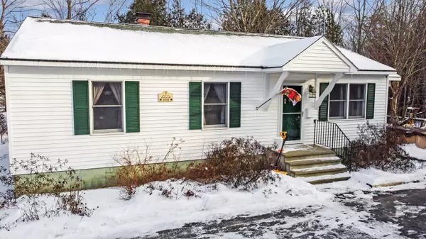 112 Allagash DR, Oakland, ME 04963