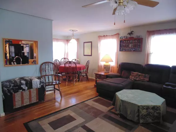 Orono, ME 04473,23 Gilbert ST