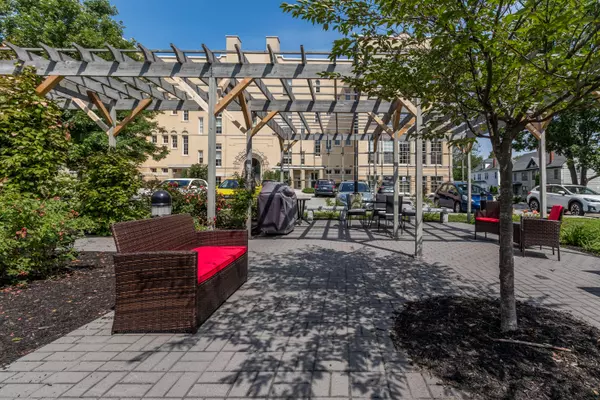 Portland, ME 04102,172 Falmouth ST #102