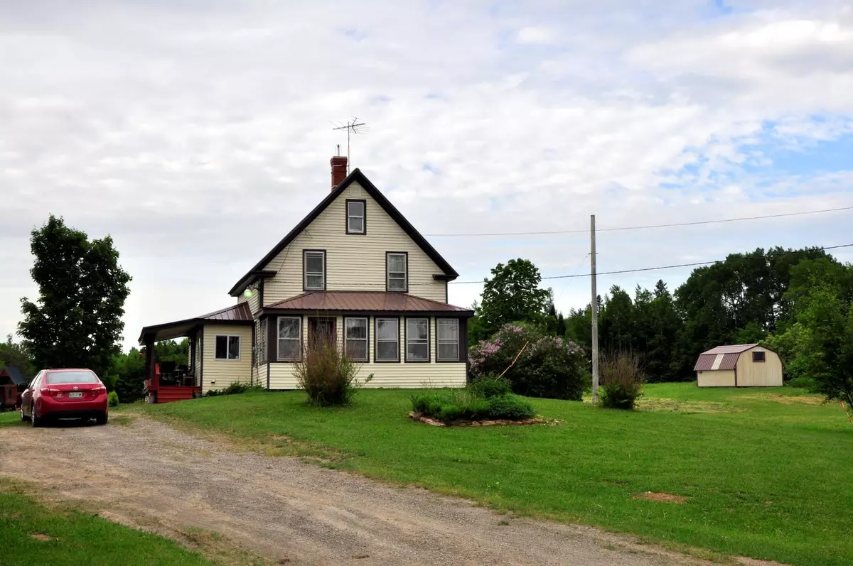 Monticello, ME 04760,503 Britton RD