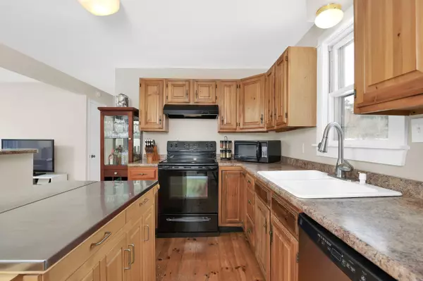 Freeport, ME 04032,97 Flying Point RD