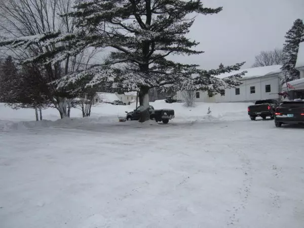 Fort Kent, ME 04743,6 Baker Street