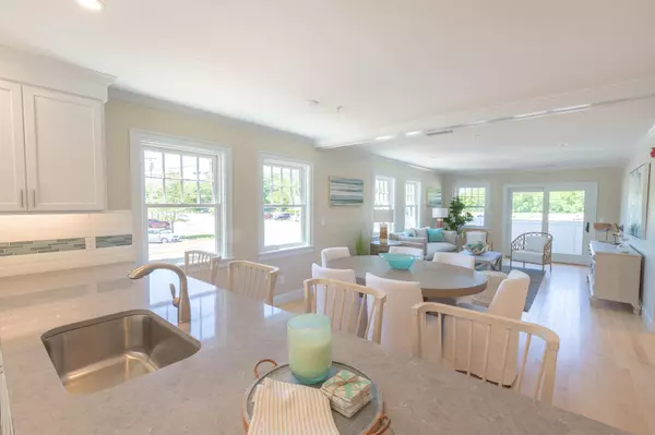 Kittery, ME 03904,42 State RD #202