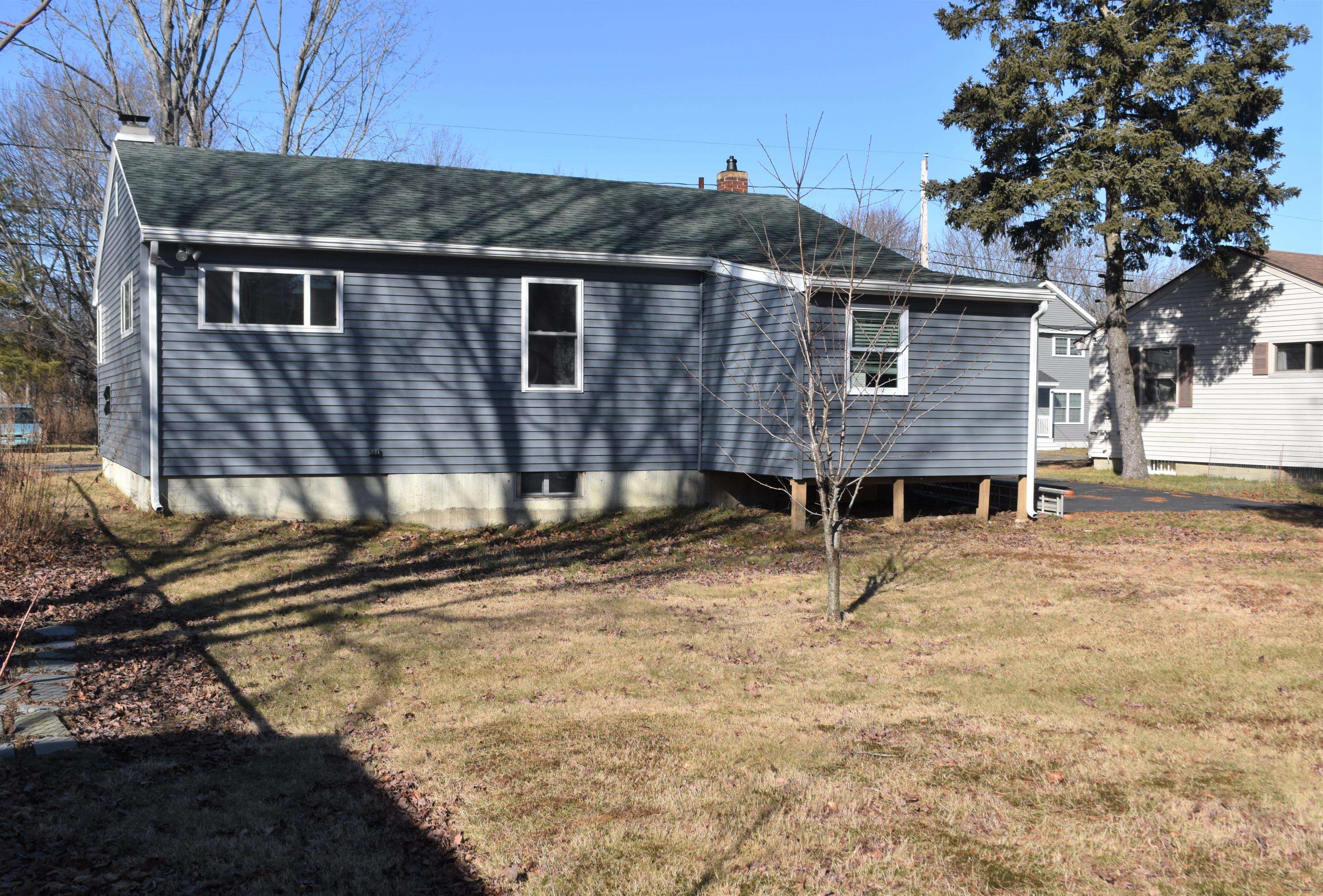 South Portland, ME 04106,58 Bonnybriar RD