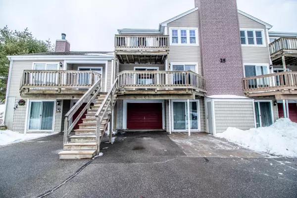 25 Riverview DR #C, North Berwick, ME 03906