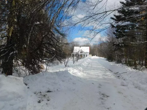 Sumner, ME 04292,308 Barrows RD