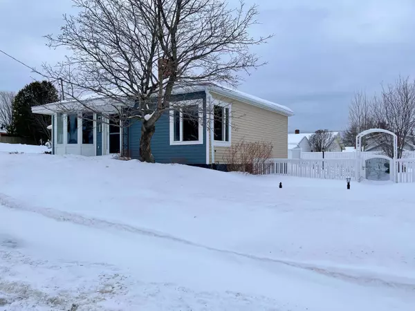 Madawaska, ME 04756,175 Mountain View AVE