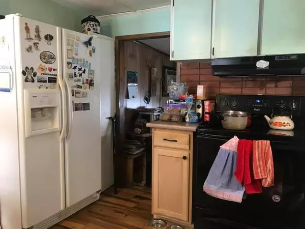 Lyman, ME 04002,17 Galaxy DR