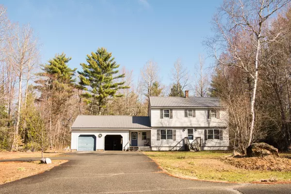 77 Vicki's WAY, Milford, ME 04461