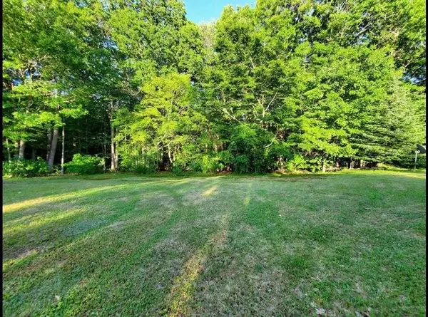 New Gloucester, ME 04041,27 Shaw RD