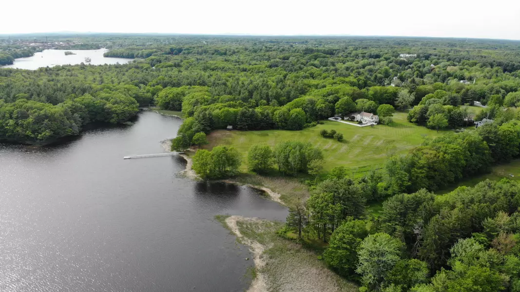 4 Cocktail CV, Saco, ME 04072