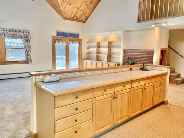 Orland, ME 04472,69 Randall LN